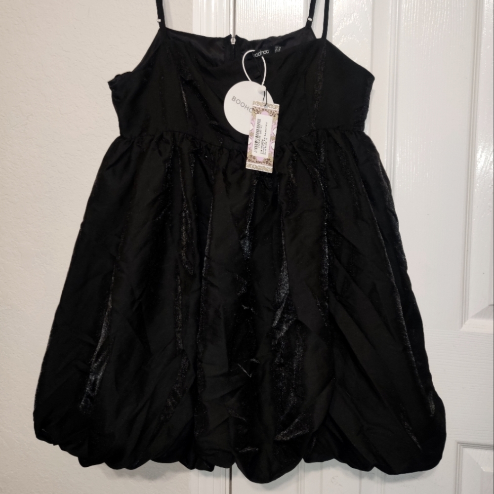 Boohoo Strappy Puff Ball Babydoll Mini in Black Sz 10 - Picture 3 of 5